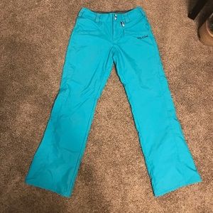 Women’s snow pants